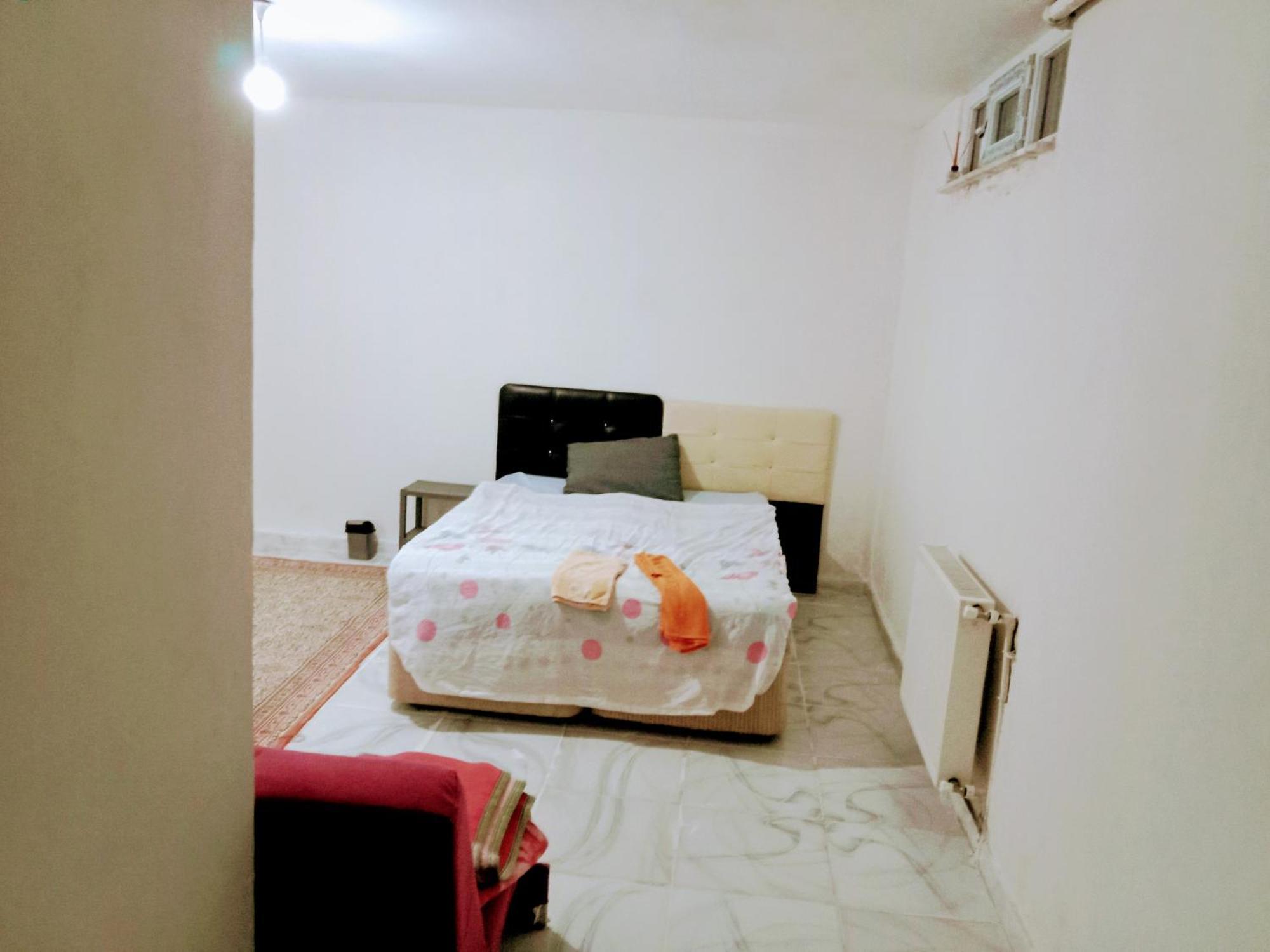 Ahmet Teacher Hotel, 5 Minutes From The Airport Arnavutkoy Buitenkant foto
